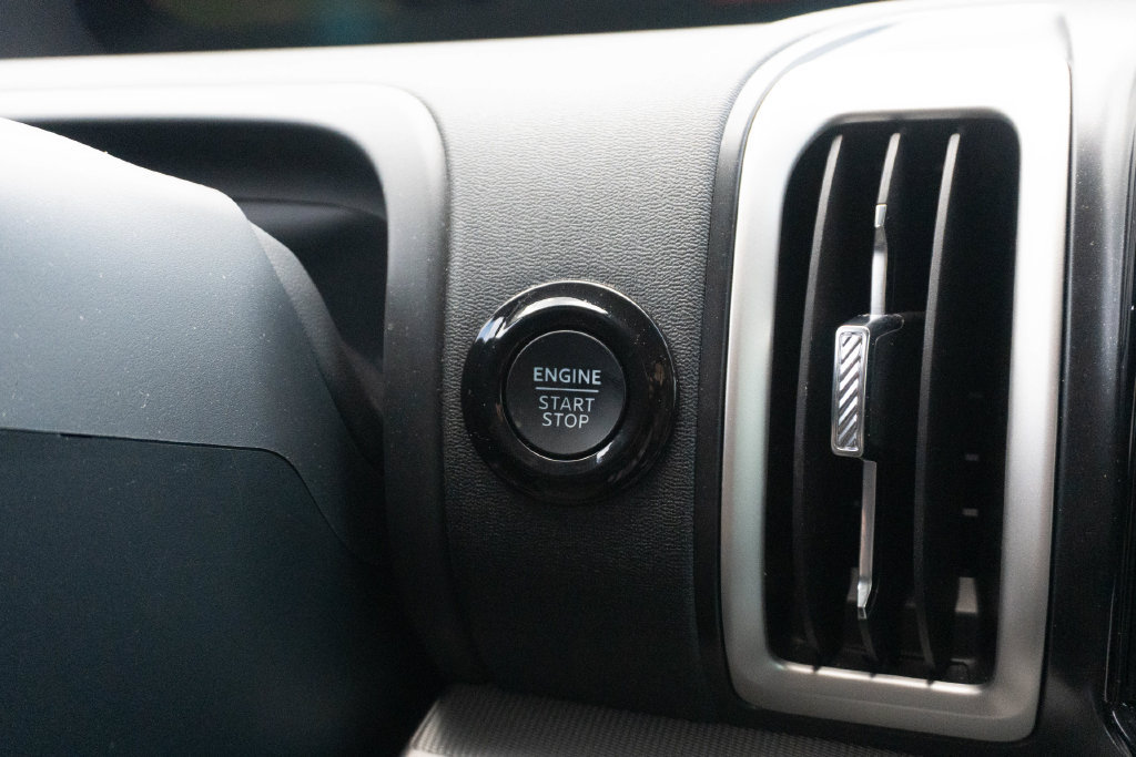 Used 2025 Ford Expedition Active RWD image 33