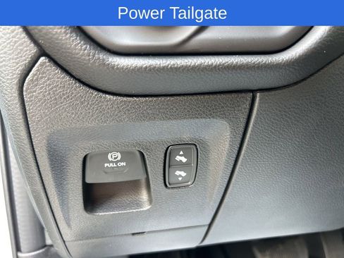 New 2026 RAM 1500 Laramie AWD/4WD image 17