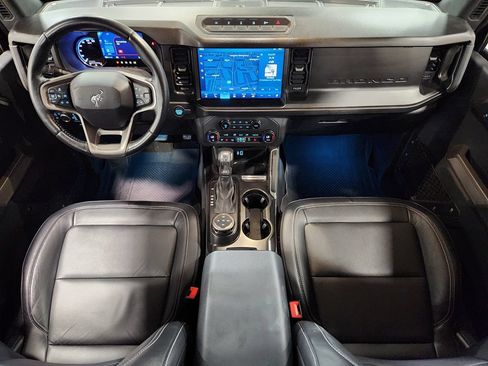 Used 2021 Ford Bronco First Edition AWD/4WD image 60