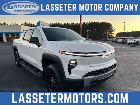 New 2025 Chevrolet Silverado EV LT image 1