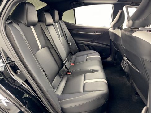 Used 2025 Toyota Camry SE w/ Multimedia Upgrade Package FWD image 29