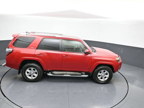 Used 2016 Toyota 4Runner SR5 AWD/4WD image 35