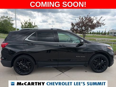 Used 2020 Chevrolet Equinox LT w/ Midnight Edition FWD image 22