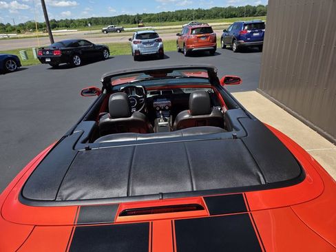Used 2011 Chevrolet Camaro SS w/ RS Package RWD image 18