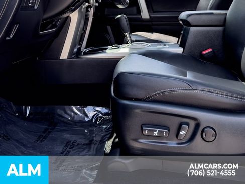 Used 2023 Toyota 4Runner SR5 Premium w/ Moonroof Package RWD image 15