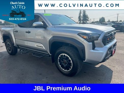 Used 2024 Toyota Tacoma TRD Off-Road w/ TRD Off Road Premium Package AWD/4WD image 4
