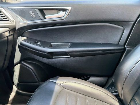 Used 2022 Ford Edge SEL w/ Convenience Package AWD/4WD image 22