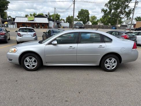Used 2011 Chevrolet Impala LS FWD image 4