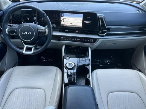Certified 2023 Kia Sportage EX AWD/4WD image 14