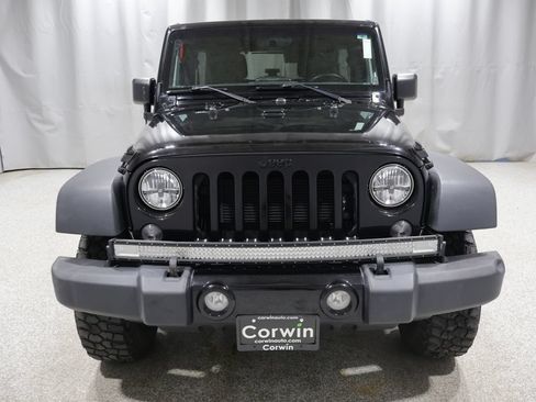 Used 2015 Jeep Wrangler Unlimited Sport AWD/4WD image 7