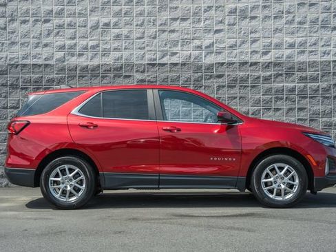 Used 2022 Chevrolet Equinox LT FWD image 4