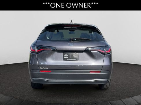 Used 2023 Honda HR-V LX image 3