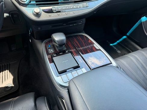 Used 2018 Lexus LS 500 AWD w/ Interior Upgrade Package image 20
