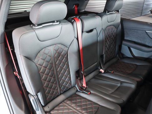 New 2026 Audi Q7 3.0T Prestige image 11