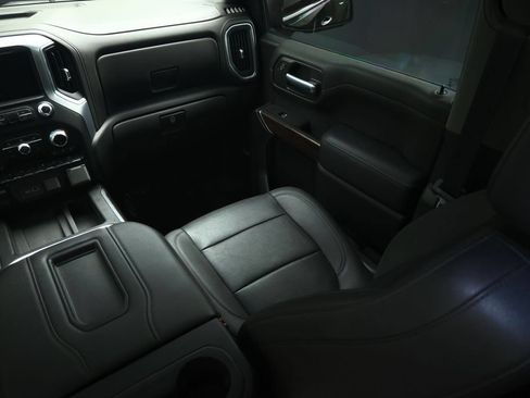 Used 2021 GMC Sierra 1500 SLT w/ SLT Convenience Package AWD/4WD image 46