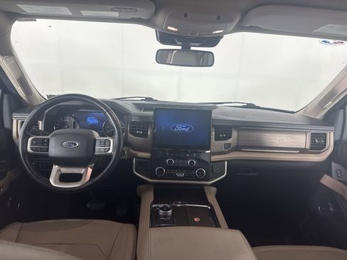 Used 2024 Ford Expedition Max Limited image 9