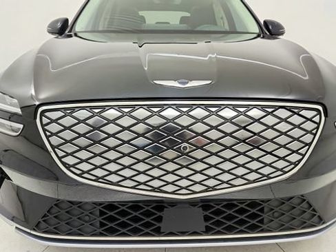 Used 2025 Genesis Electrified GV70 w/ Prestige Package AWD/4WD image 20