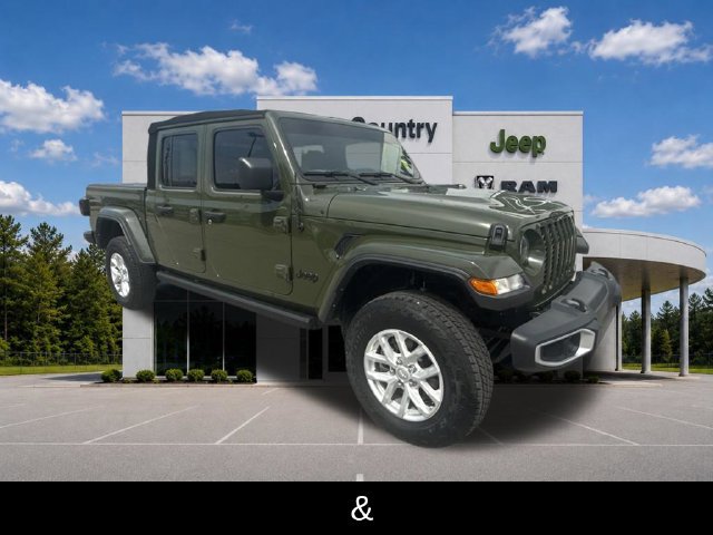 Used 2023 Jeep Gladiator Sport AWD/4WD image 4