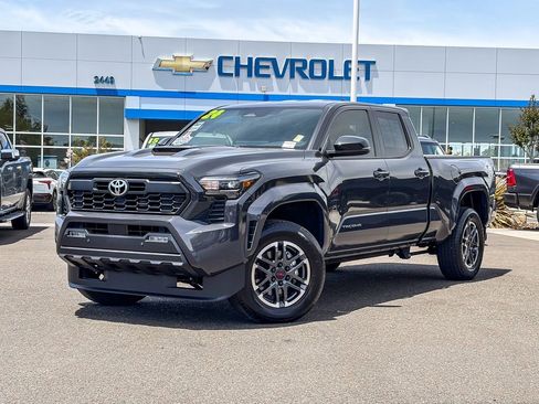 Used 2024 Toyota Tacoma TRD Sport w/ TRD Sport Upgrade Package AWD/4WD image 1