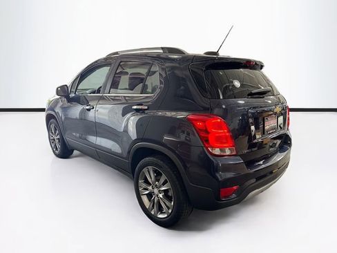 Used 2019 Chevrolet Trax LT w/ Sun & Sound Package AWD/4WD image 8