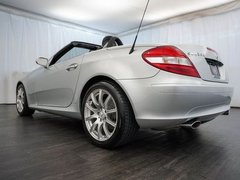 Used 2006 Mercedes-Benz SLK 350 image 25