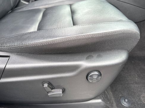 Used 2022 Jeep Grand Cherokee Limited w/ Trailer Tow Group IV image 24