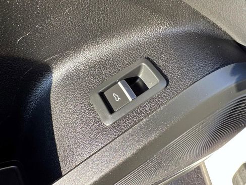 Used 2019 Audi Q5 Prestige image 12