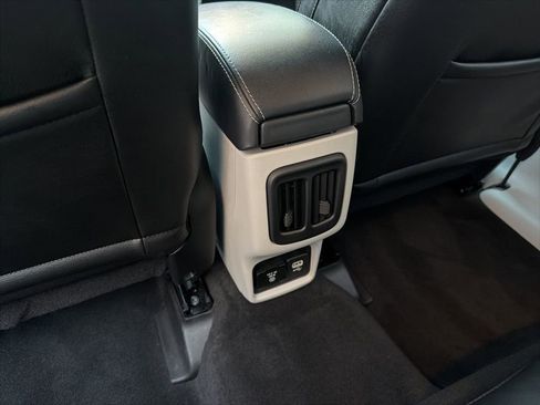 Used 2018 Jeep Compass Latitude w/ Popular Equipment Group image 21