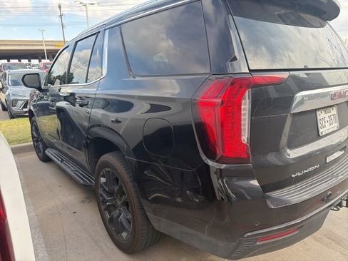Used 2022 GMC Yukon SLE image 2