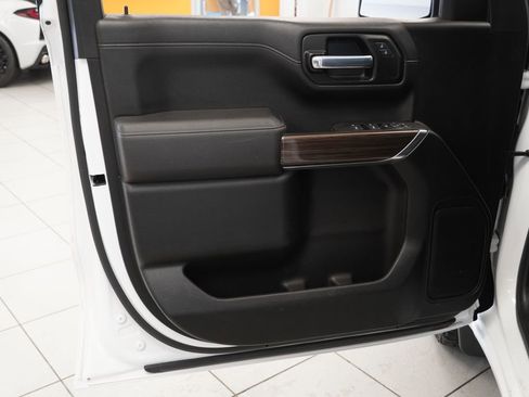 Used 2021 Chevrolet Silverado 1500 LT w/ Work Truck Package image 5