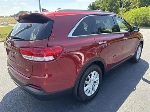 Used 2018 Kia Sorento AWD image 6