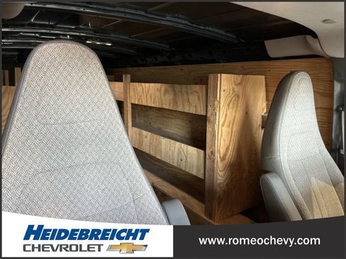 Used 2019 GMC Savana 2500 Extended w/ Communications Package RWD image 31