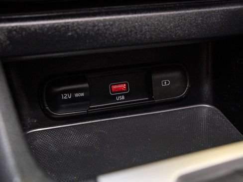 Used 2024 Kia Forte LXS image 13