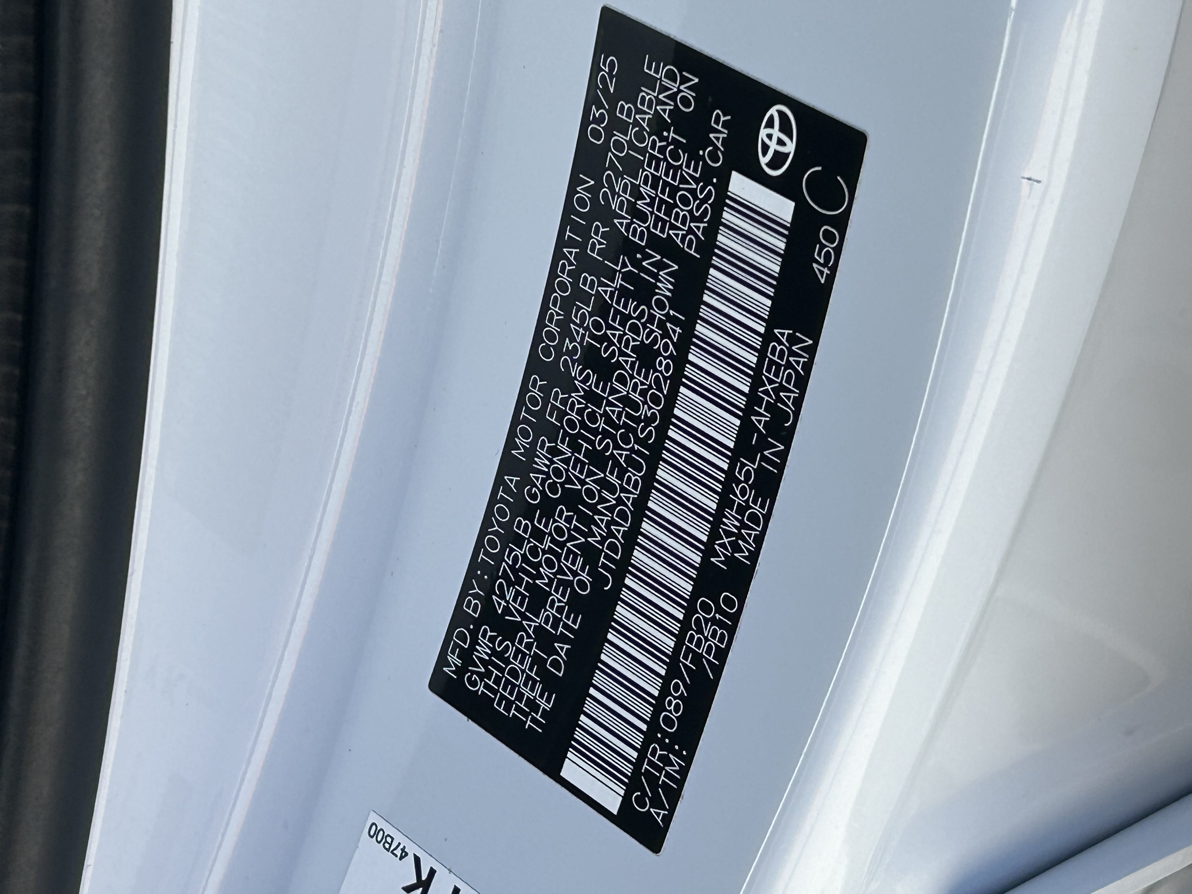 Certified 2025 Toyota Prius LE AWD/4WD image 31