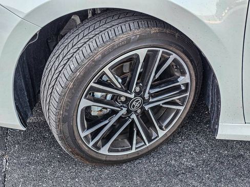 Used 2025 Toyota Camry XLE w/ Premium Plus Package FWD image 9