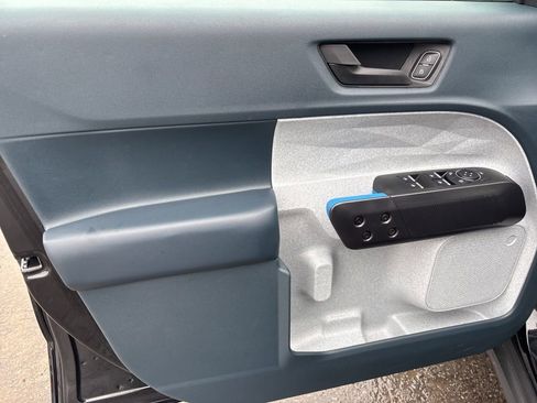 Used 2025 Ford Maverick XLT w/ Equipment Group 301A image 13