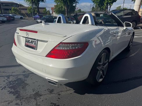 Used 2014 Mercedes-Benz SLK 250 image 5