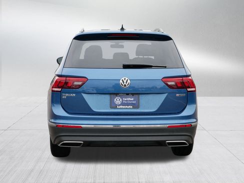 Certified 2020 Volkswagen Tiguan SE w/ Panoramic Sunroof Package image 6