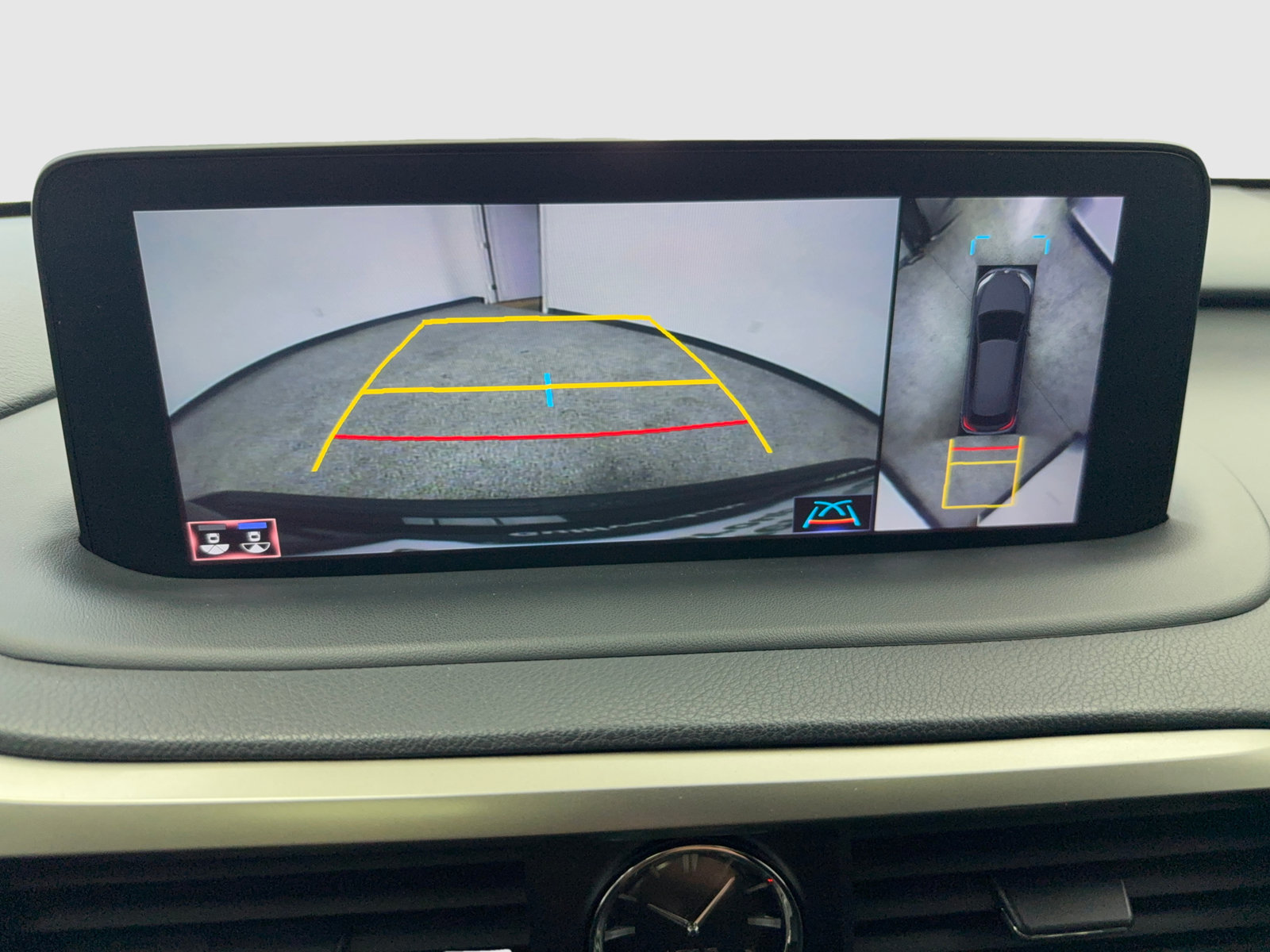Used 2021 Lexus RX 350L FWD w/ Premium Package image 29