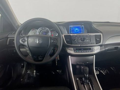Used 2015 Honda Accord LX image 18
