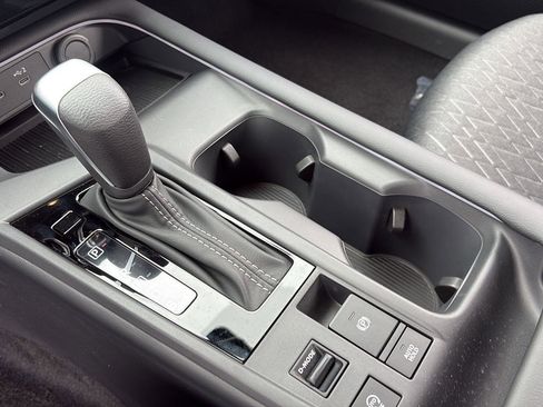 New 2026 Nissan Sentra SV w/ SV Convenience Package FWD image 17