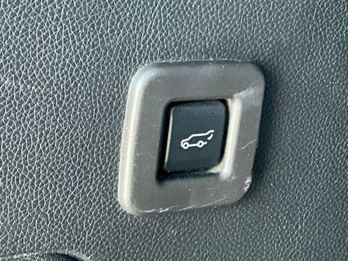 Used 2013 Ford Expedition King Ranch RWD image 22