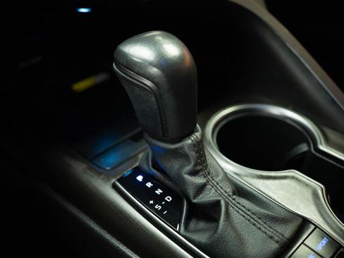 Used 2022 Toyota Camry XSE image 22