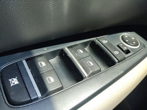 Used 2021 Kia Forte LXS image 27