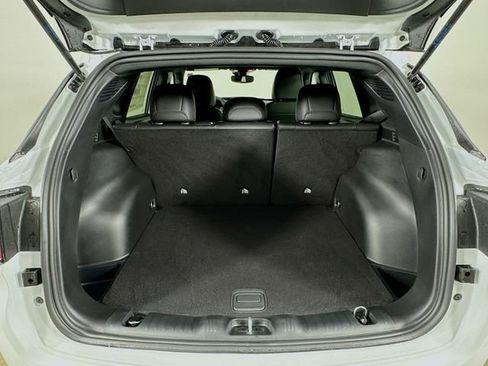 New 2026 Jeep Compass Latitude image 28