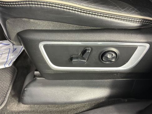 Used 2020 RAM 1500 Laramie w/ Sport Appearance Package AWD/4WD image 29
