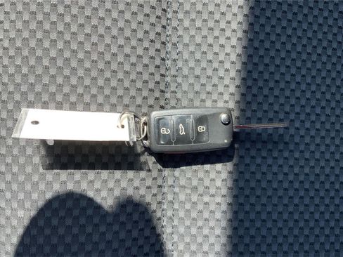 Used 2013 Volkswagen Jetta S image 33