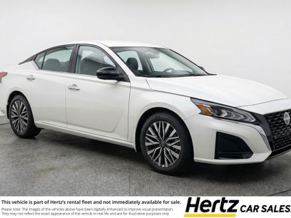 Used 2025 Nissan Altima 2.5 SV