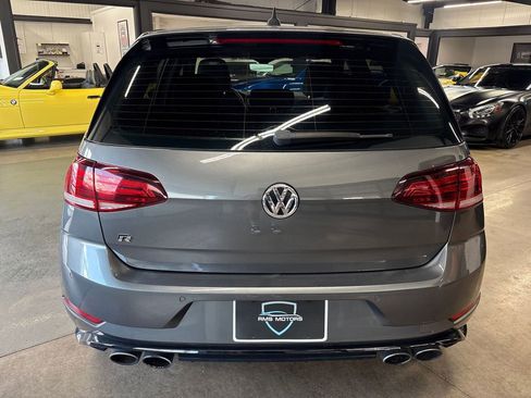 Used 2018 Volkswagen Golf R 4-Door AWD/4WD image 9