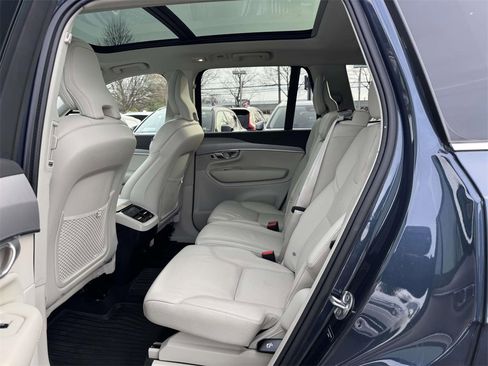 Certified 2024 Volvo XC90 B5 Core w/ Protection Package Premier image 9